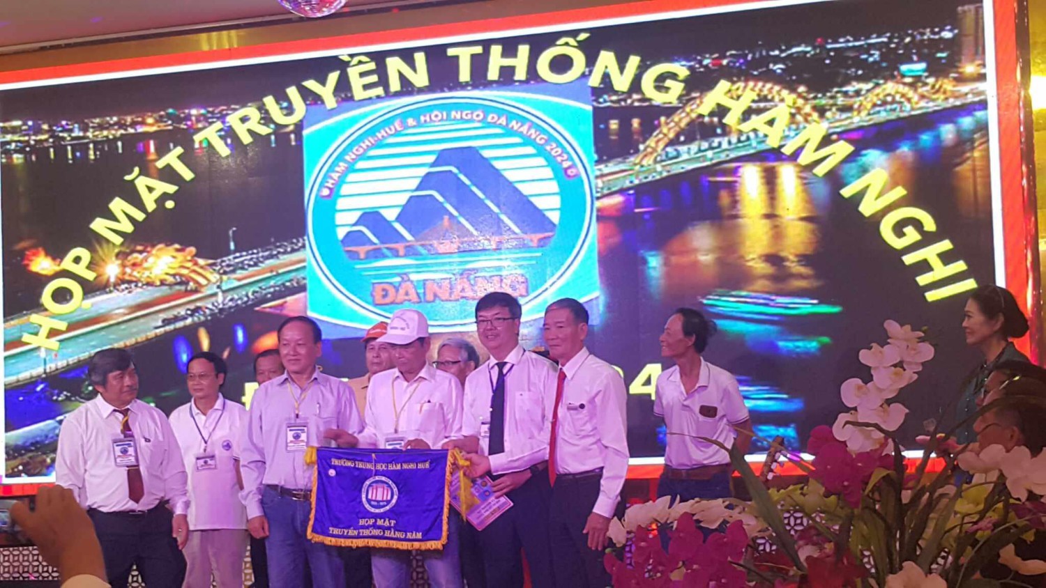 Thông báo khoảng thời gian tổ chức 70 năm